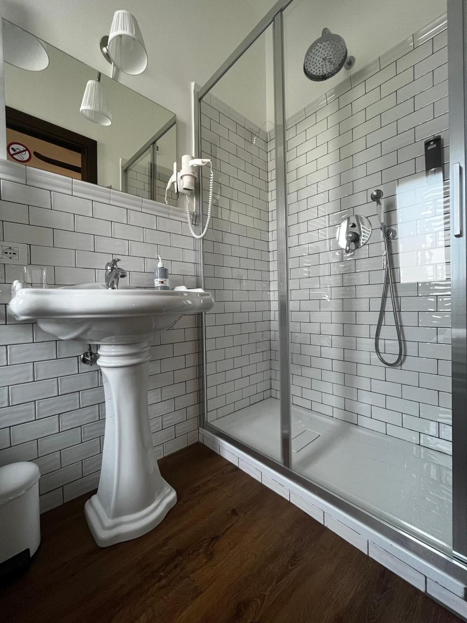 Guest House Le Vagabonde Fiumicino Ngoại thất bức ảnh