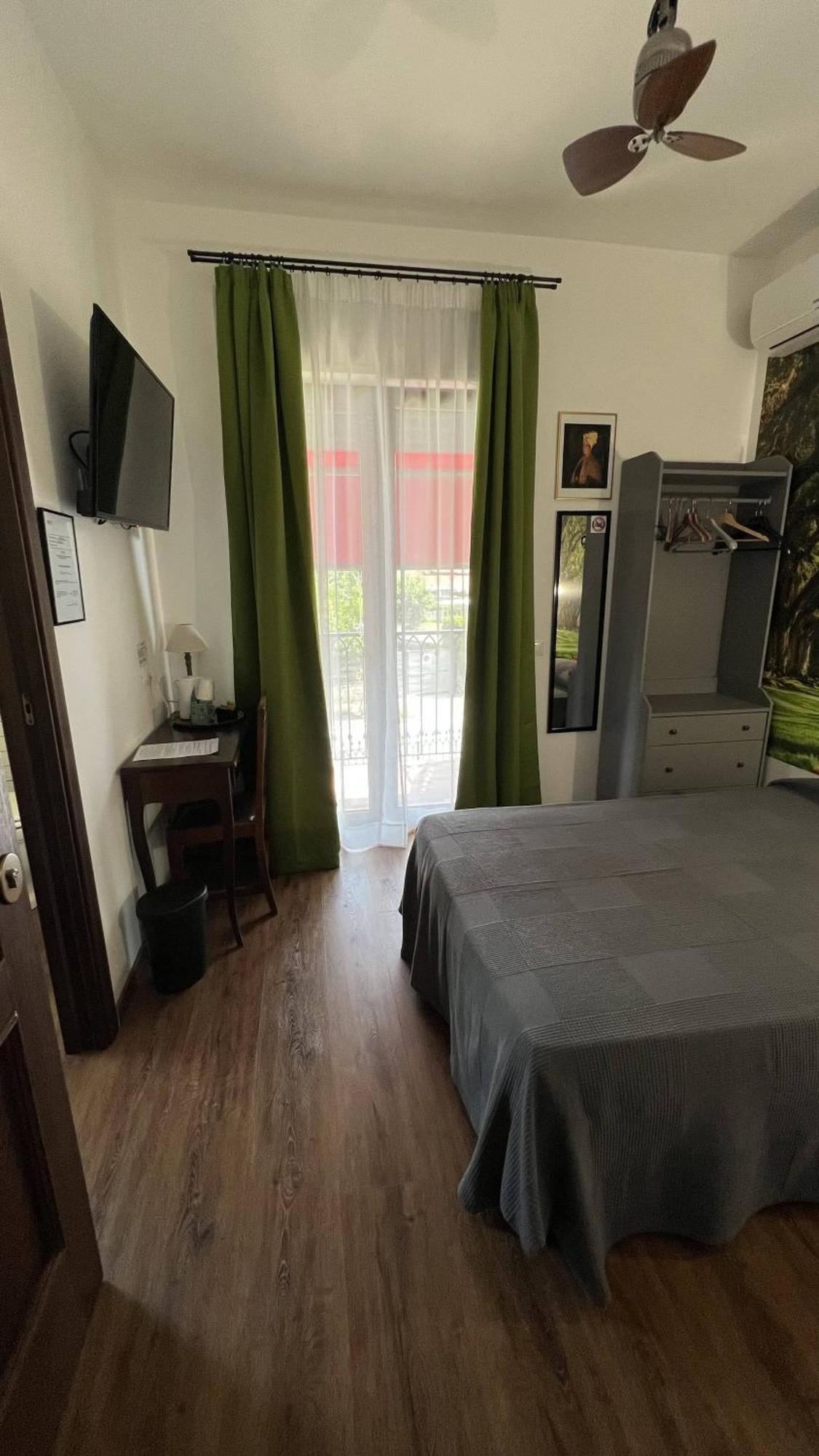 Guest House Le Vagabonde Fiumicino Ngoại thất bức ảnh